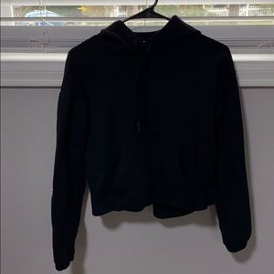 Lululemon x Barry’s black hoodie